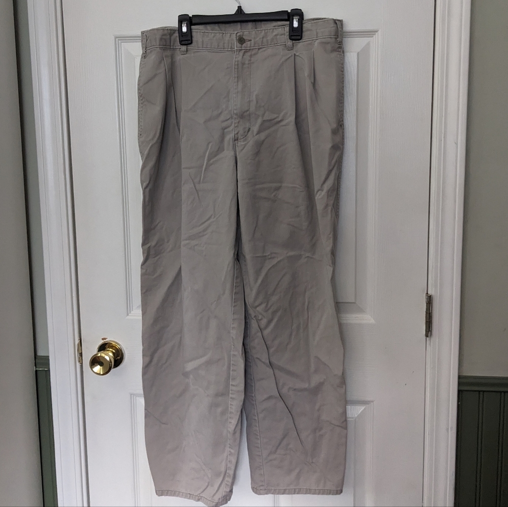 Dockers Pleated Front Classic Fit Pants - Cream - Men's Size 36 X 30